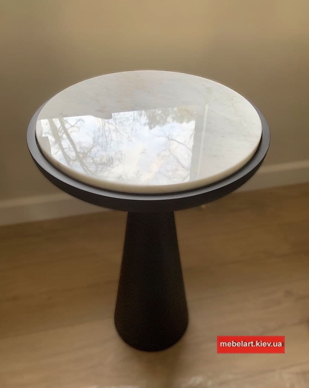 столы из искусственного камня на заказ