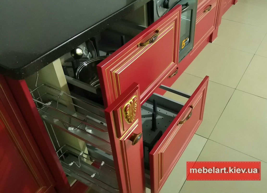 Красная элитная кухня